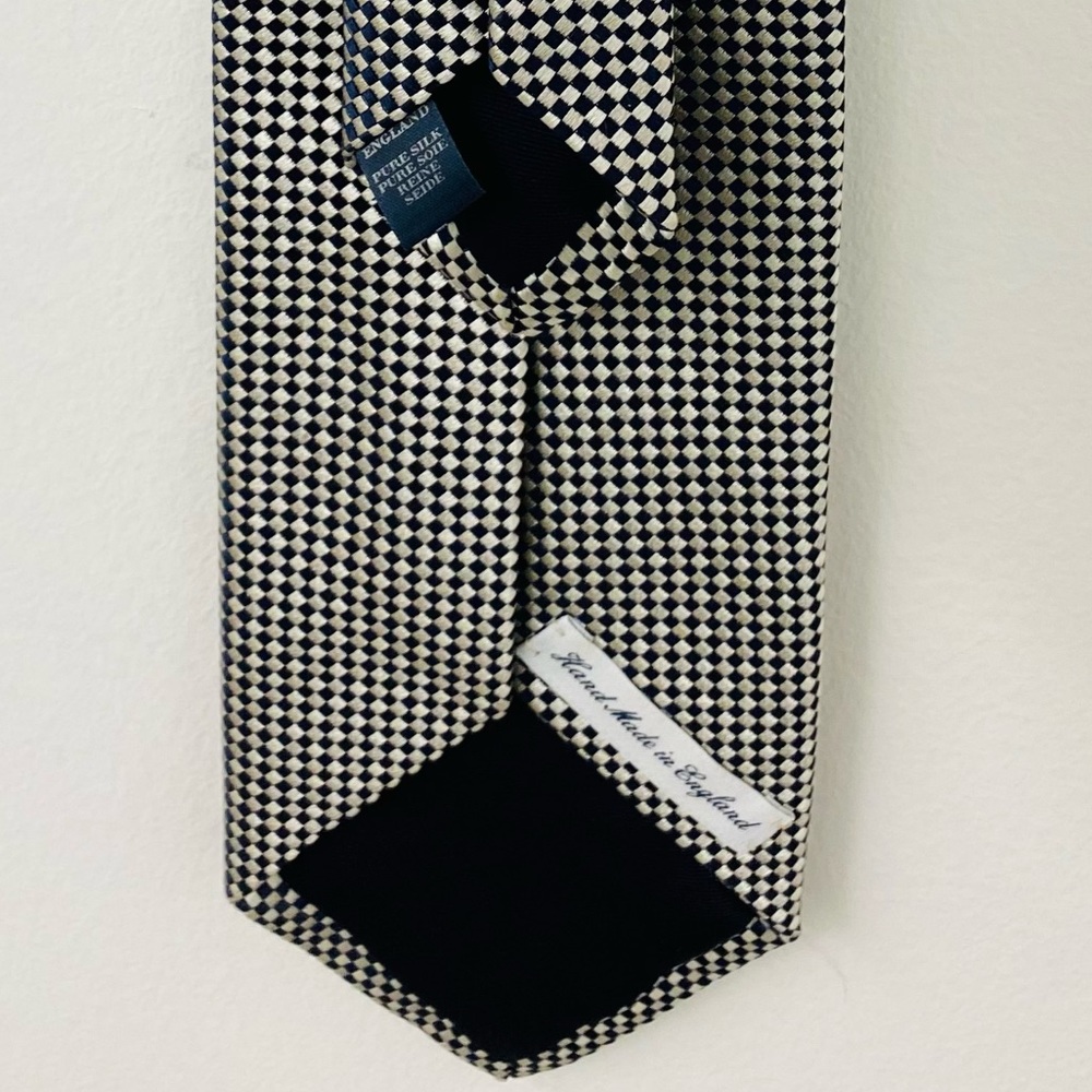 Burberry Silk Tie Hand Made - Picture 5 of 6